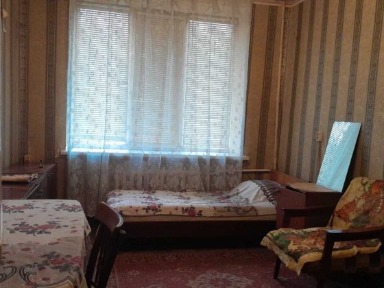 Сдам комнату в 3-ком коммуналке для парня прав.берег Дніпро