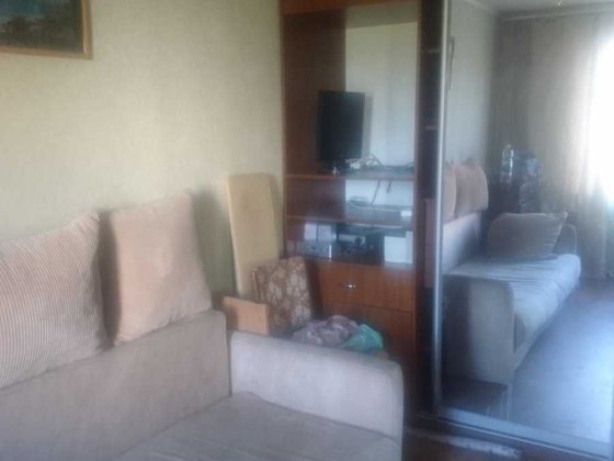 Сдам комнату в трехкомнатной квартире Дніпро