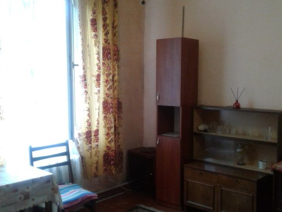 Сдам комнату на первом этаже, бульвар Шевченко.