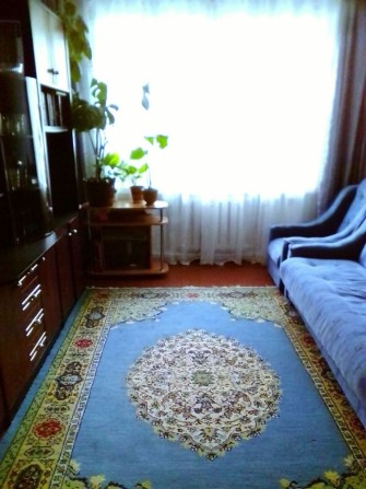 Здаю 1 кімнату в 3-х кімнатній квартирі - фото 1