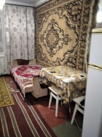 Оренда кімнати в гуртожитку - фото 1