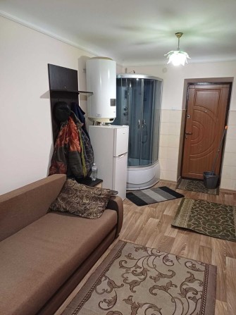 Кімната з ремонтом в сімейному гуртожитку - фото 1