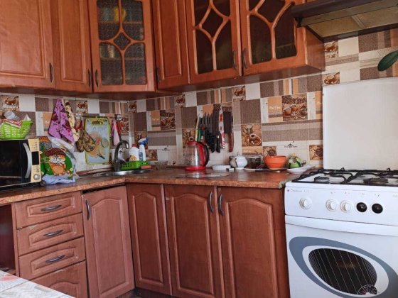 Сдам комнату с балконом, 18 кв.м. в 2-кмн. квартире