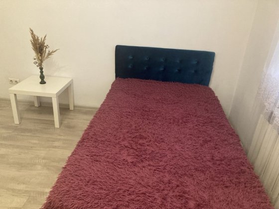 Здача по Вул. Залізничній  дві кімнати в трьох  кімнатному будинку ! Львов