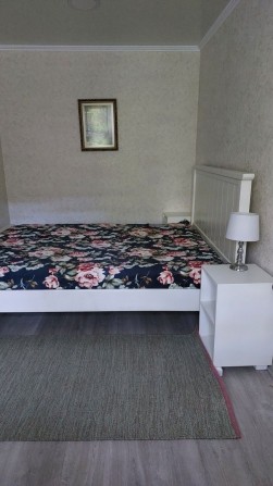 Сдам комнату женщине Приморский район - фото 1