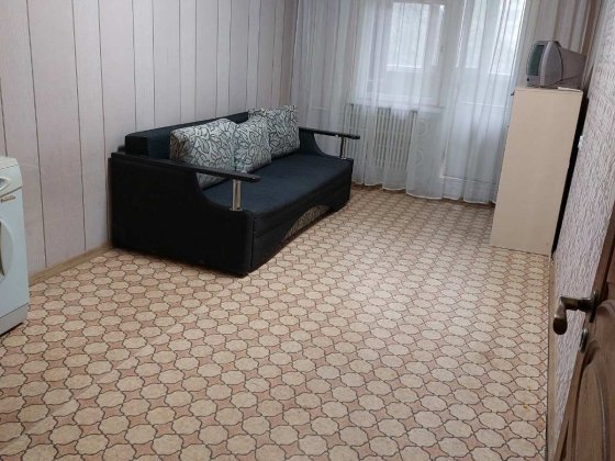 Сдам комнату с балконом под ключ на Салтовском шоссе, Класс Харків