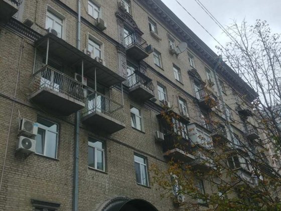 Продаж 1 кім.квартири,  сталінка, вул.Еспланадна, 32, історичний центр, метро Палац спорту Киев