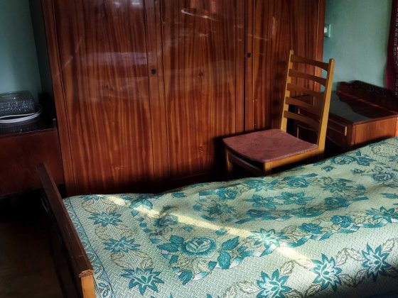 Кімната вул.Золота(р-н центру) для 2-х хл.3500 грн+500 грн к.п з 1-го