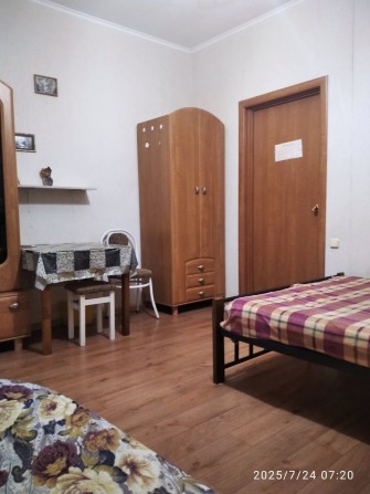 Комната 3500 грн от хозяев, коммуна входит в оплату проживания - фото 1