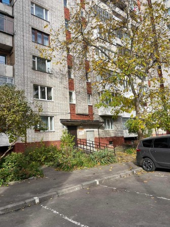 Оренда ізольованої кімнати в 4-ох кімнатній квартирі по вул.Юрія Липи - фото 1