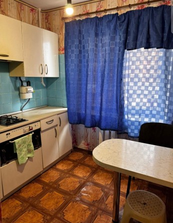 Сдам комнату в коммуне в центре города! - фото 1