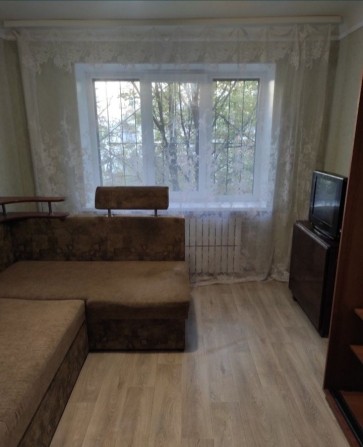 Сдам комнату, м.Дворец спорта , гостинка - фото 1