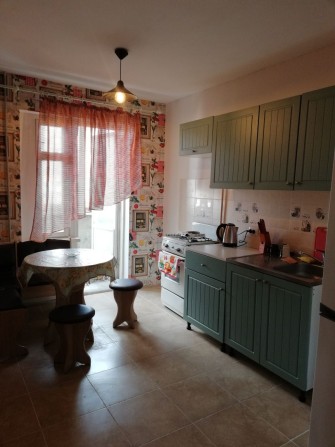 Комната в трех комнатной квартире. От хозяйки. Без комиссии! - фото 1