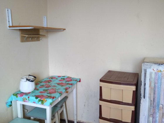 Сдам гостинку 11,2 м2 1500грн.+свет р-н Жуковського Харків