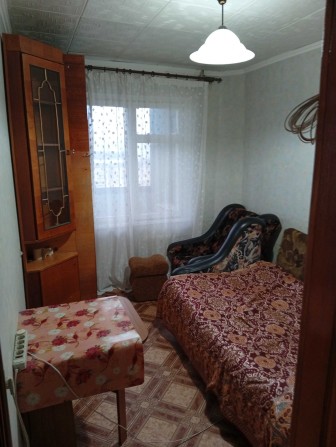 Сдам  свою комнату в  выделенной  коммунальной квартире 11 кв.м. - фото 1