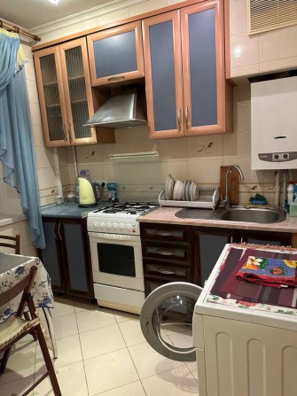 Сдам КОМНАТУ без хозяев на Фонтанской дороге 55, Аркадия, Приморский - фото 1