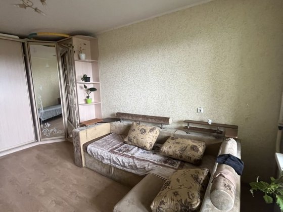 Кімната На троєщині Київ