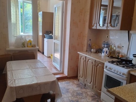 Аренда 2 комнатной  большой квартиры  Лузановка