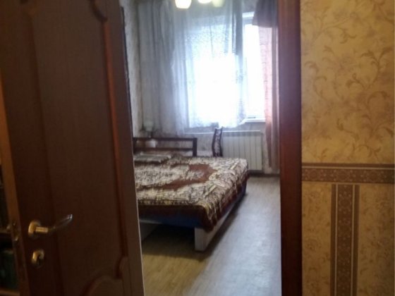 Здам в оренду кімнату на  м.Позняки в.Ахматової Київ