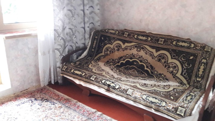 Комната  с балконом для  девушки, парня просп.Червоной Калины  81 - фото 1