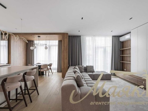 Оренда 4-кімнатної квартири 155м2 ЖК Новопечерські Липки ул Верхогляда Киев