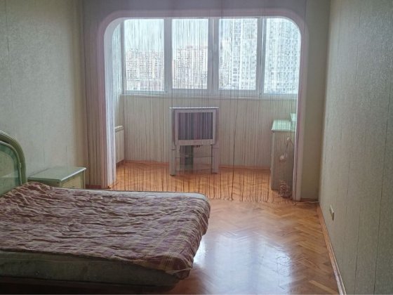 Кімната біля м.Харківська Київ