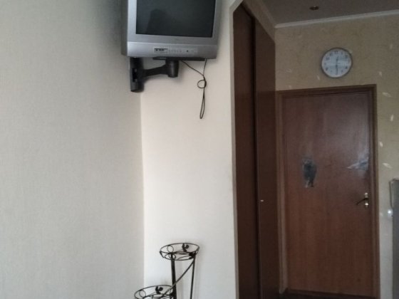 Здам кімнату в комунальній квартирі,ціна вказана з ком.послугами Київ