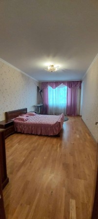 Оренда кімнати 22кв.м,сучасні умови,новий будинок.Данькевича,Троєщина. - фото 1