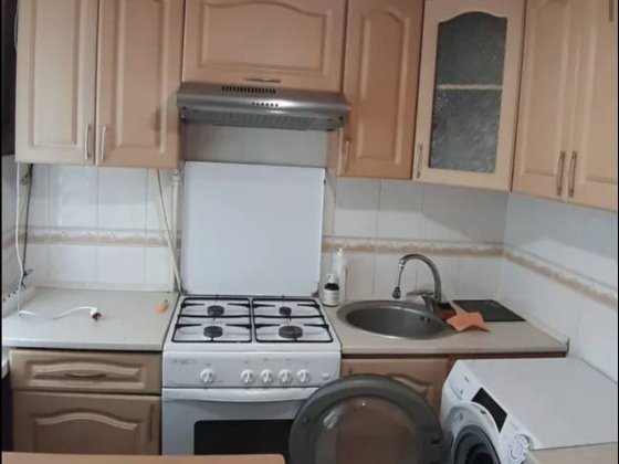 Здається кімната.Ремонт.. м.Чернігівька,м.Лісова.Без госп Київ