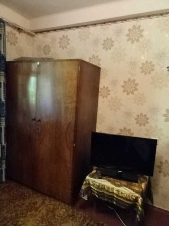 Копыловская, отдельная хорошая комната, метро Почайна Дорогожичи Подол - фото 1