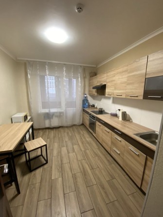 Кімната в 3х кімнатній квартирі жк Патріотика - фото 1