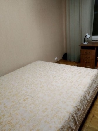 Здається кімната для дівчини або жінки,вул.Академіка Стражеско - фото 1