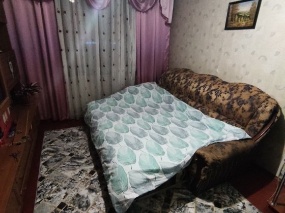 Здам кімнату дівчині/молодій жінці (можна з котиком) на Троєщині. Киев