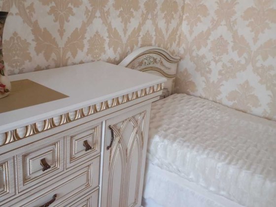 кімната вул братиславська 10 метро чернігівська пішки Київ