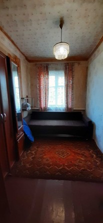 Здам кімнату для дівчини без оплати за газ та воду - фото 1