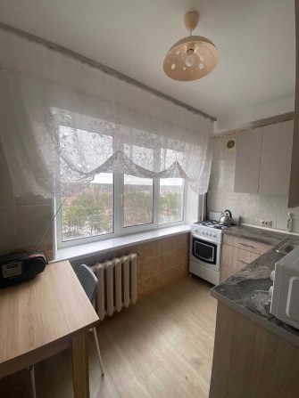 Вул. Кубанської України. б.15/13, гарна квартира біля  м. Лісова! - фото 1