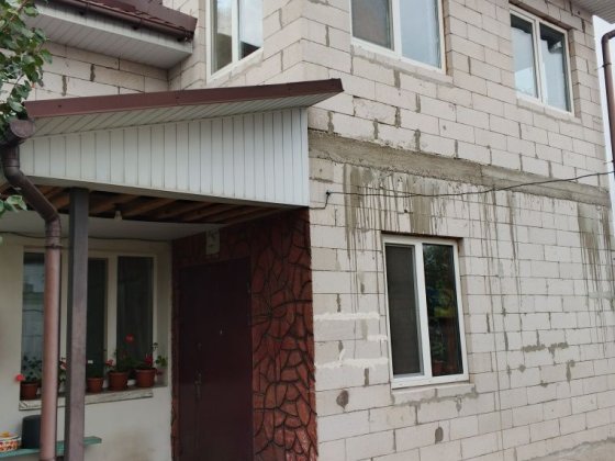 Здаються 2 кімнати,для жінок.Комуналки немае. Нові Петрівці