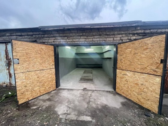 Сдам гараж на соцгороде. Напротив гостиницы Родина Кам'янське