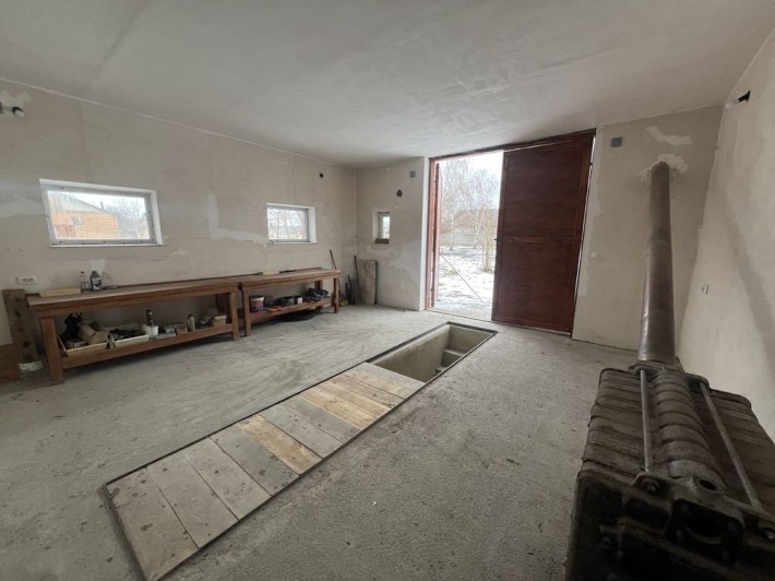 Гараж або бокс під бус з ремонтом Здолбунів - фото 1