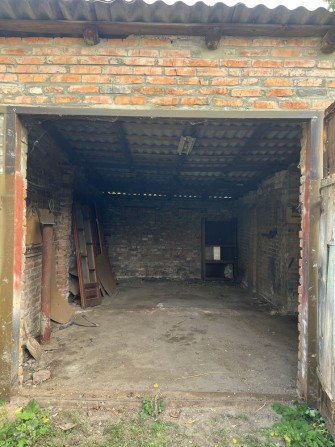 Сдам в аренду гараж вместе со двором - фото 1