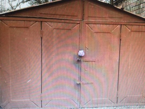 Сдам металлический гараж в частном доме Дніпро