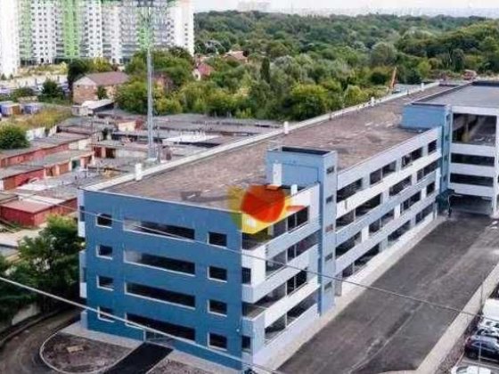 Здам в Оренду паркомісце на 5му поверсі Місто квітів Киев