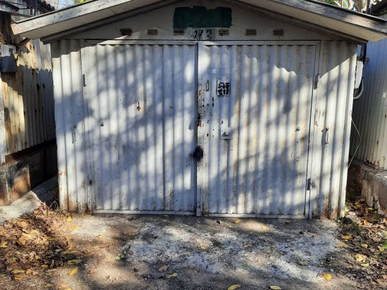 Сдам гараж с ямой и электричеством ул. Инглези/И.Рабина долгосрочно Одеса