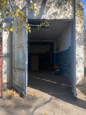 СДАМ в аренду под СТО или СКЛАД помещение 1 этаж - фото 1