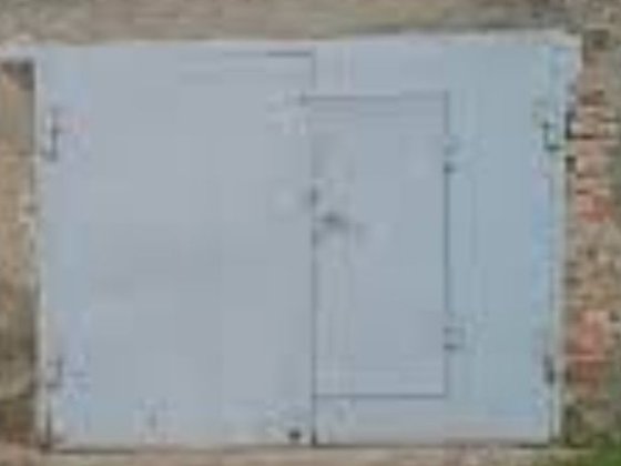 Гараж  в ГК "Локомотив" сдам Киев