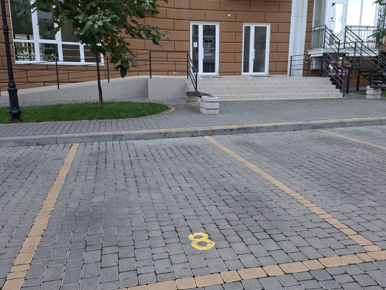 Сдам паркоместо в 'Континенте " Одесса