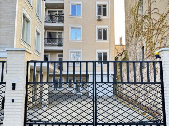 Здам  в аренду паркомісце Одесса