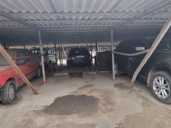 Сдам масто на охраняемой стоянке Каскад-166 на 7 ст. Люстдорфской дор Одесса