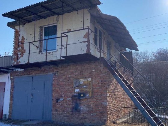 Здам великий (на дві машини) двоповерховий капітальний цегляний гараж Шаровечка