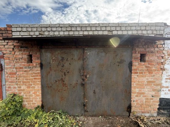 Гараж в ГК Темп1, гараж на БАМі, потребує ремонту криші Александрия